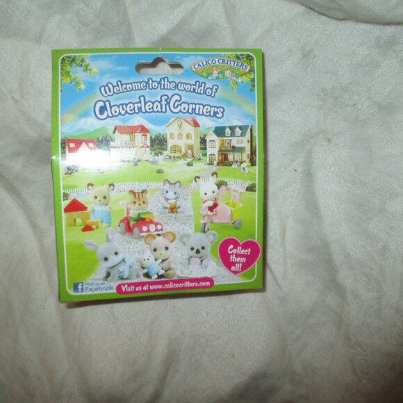 Calico Critters - The Pickleweeds Hedgehog Twins- BRAND NEW IN BOX! - Picture 2 of 3